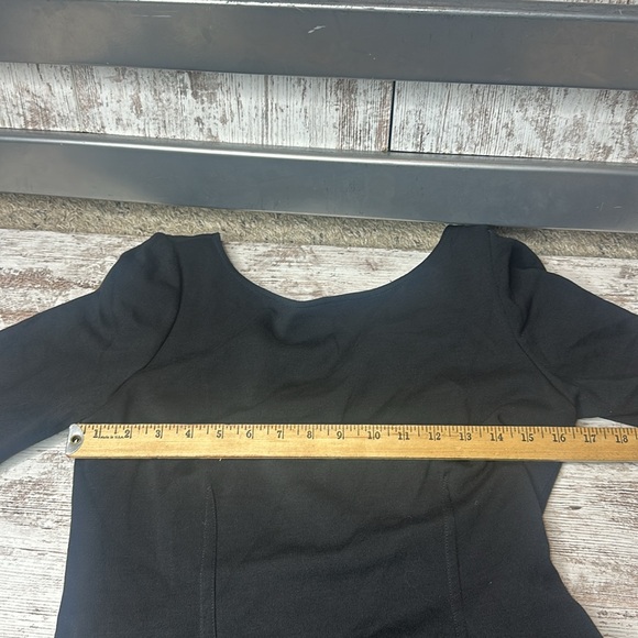 St. John Faux Leather Bottom Stealth Dress Size 8 - Picture 3 of 6